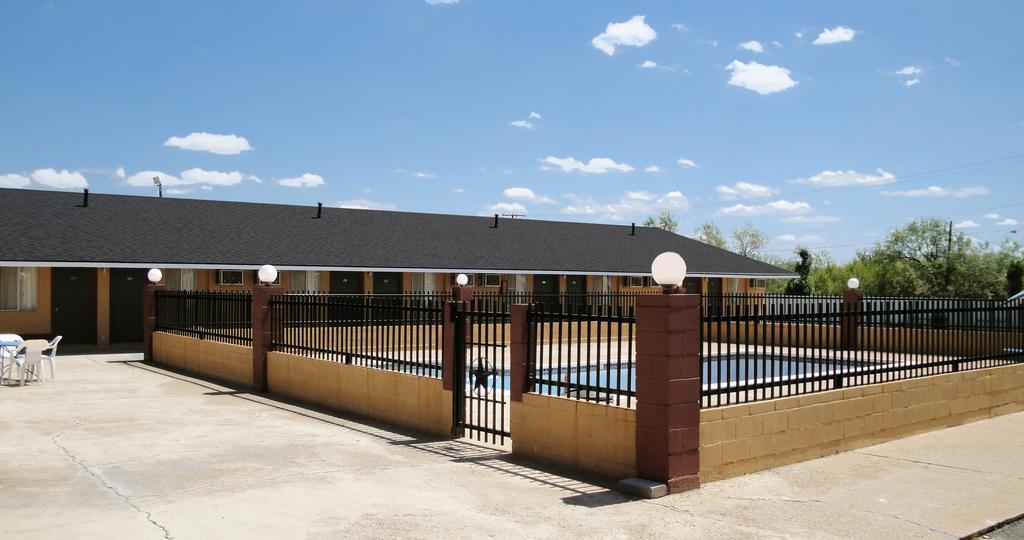 American Inn Colorado City Eksteriør bilde